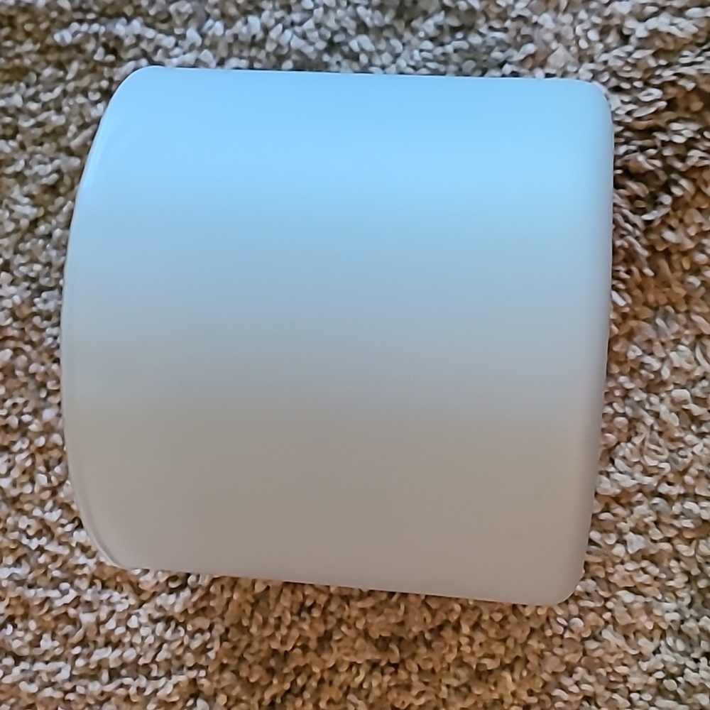 🎉Host Pick🎉 Bath & Body Works 3 Wick Candle SUNDRENCHED LINEN - Picture 4 of 5